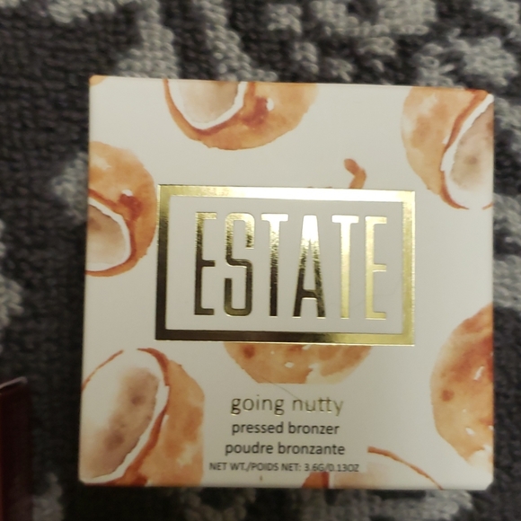 Makeup Lot - Picture 8 of 10